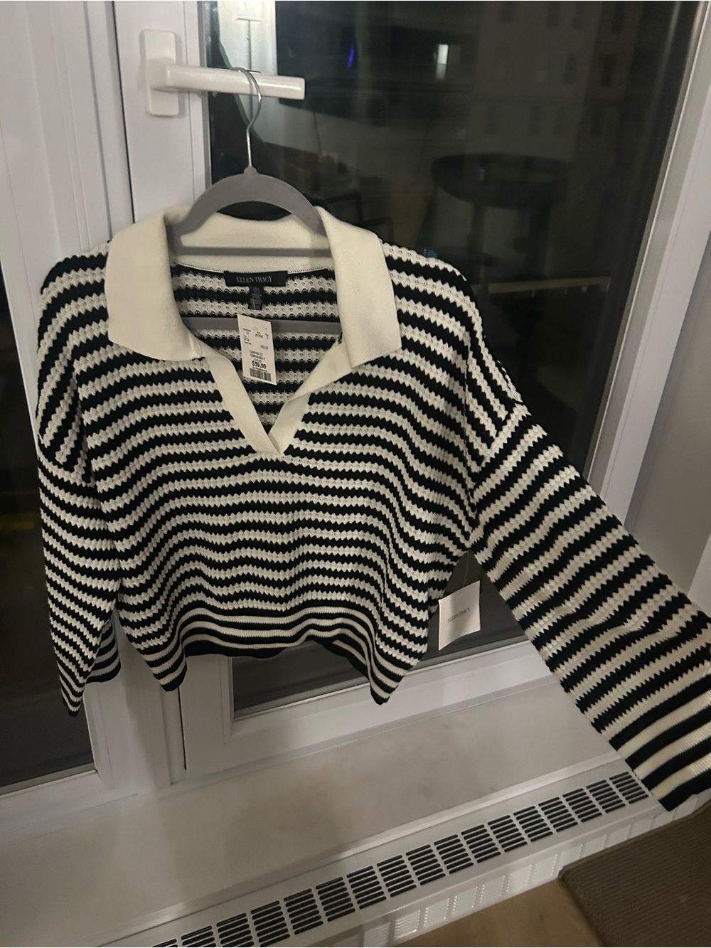 Ellen Tracy Black and White Striped V‑Neck Sweater